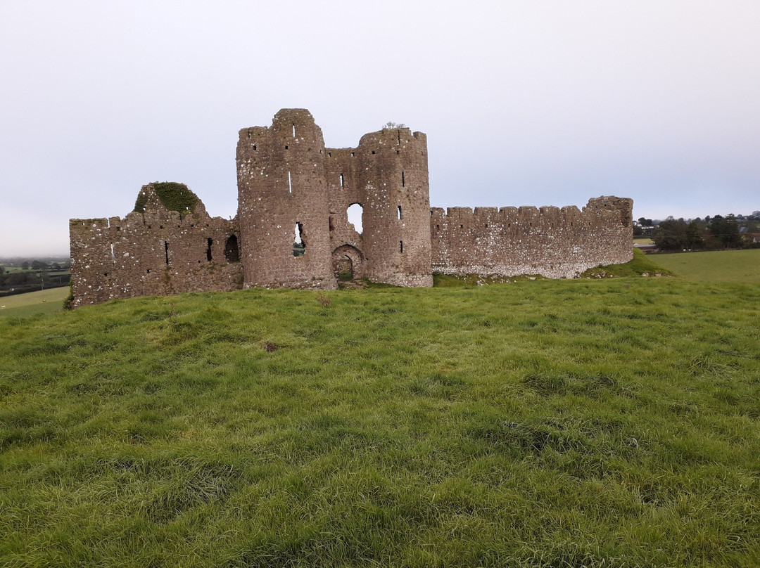 Castle Roche-Dundalk必去景点