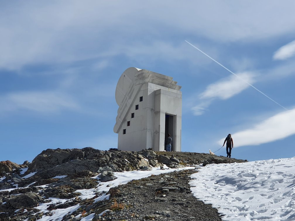 The White Light Chapel-匹兹谷圣圣里翁哈特必去景点