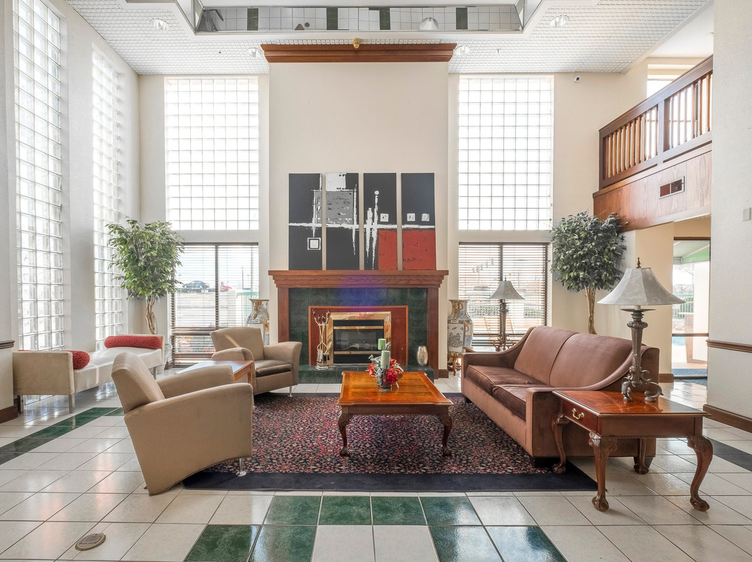 Red Roof Inn & Suites Newnan主图