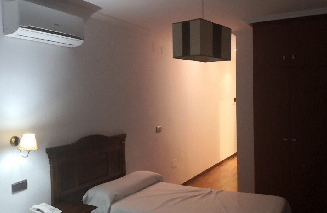 Hotel Restaurante Dama de Baza主图