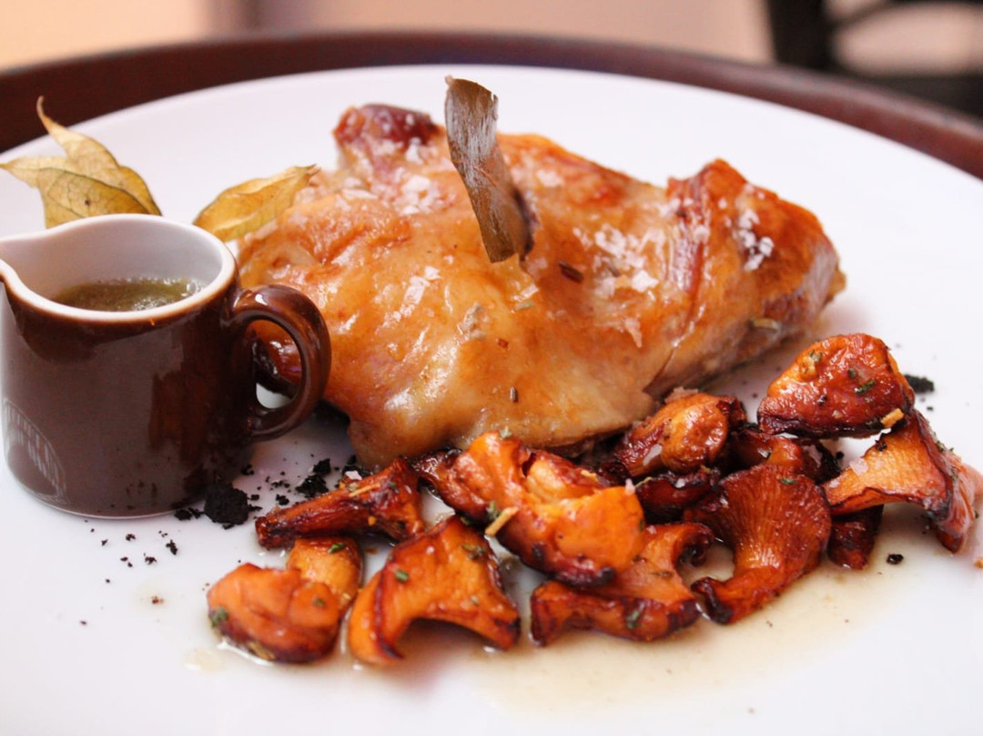 K-monet By Huerta Y Huerta主图