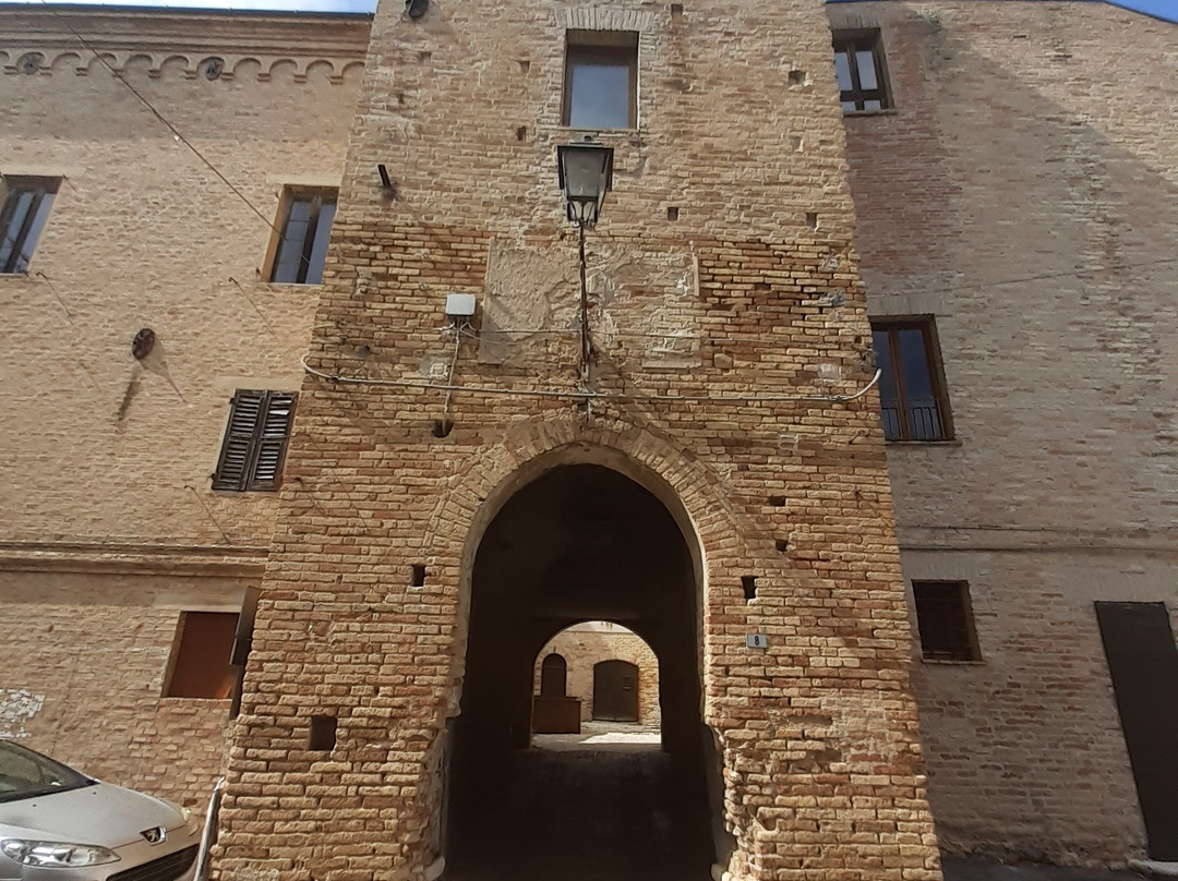 Castello del Cassero-Camerata Picena必去景点