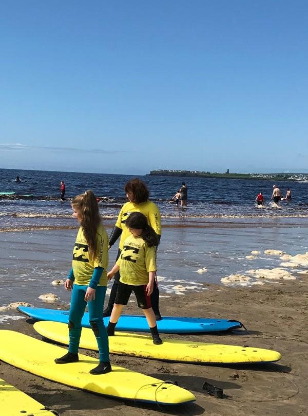 Lahinch Surf School-Lahinch必去景点