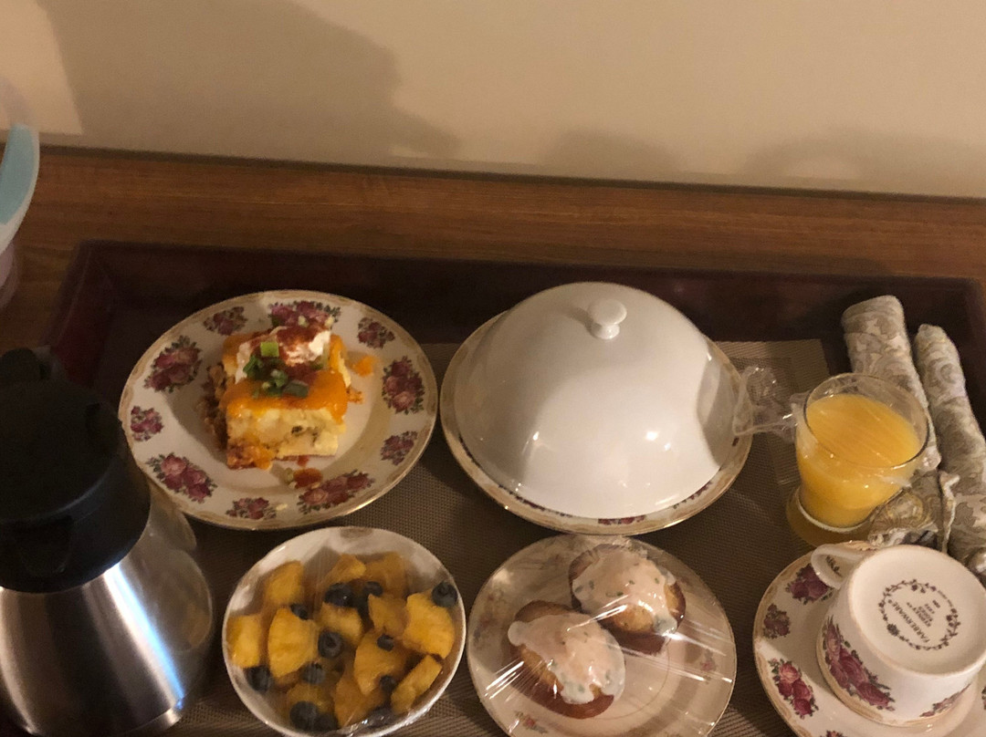 The Oakwood Inn主图