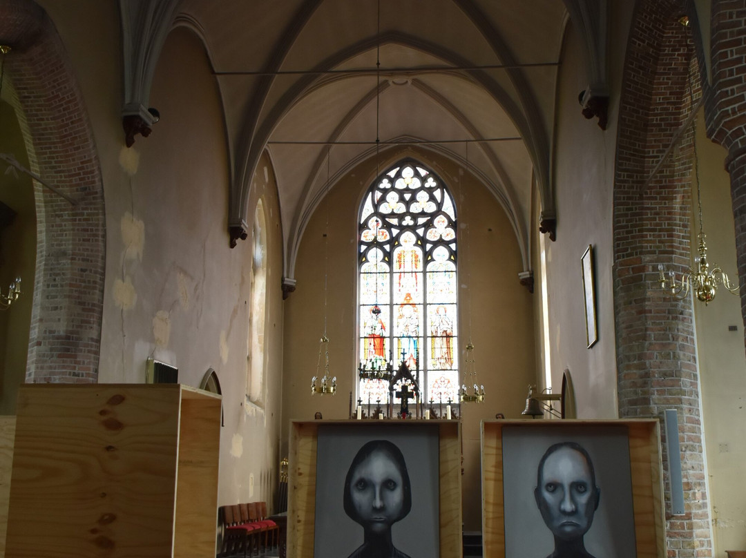 Sint-Bartholomeuskerk Nieuwmunster-Zuienkerke必去景点