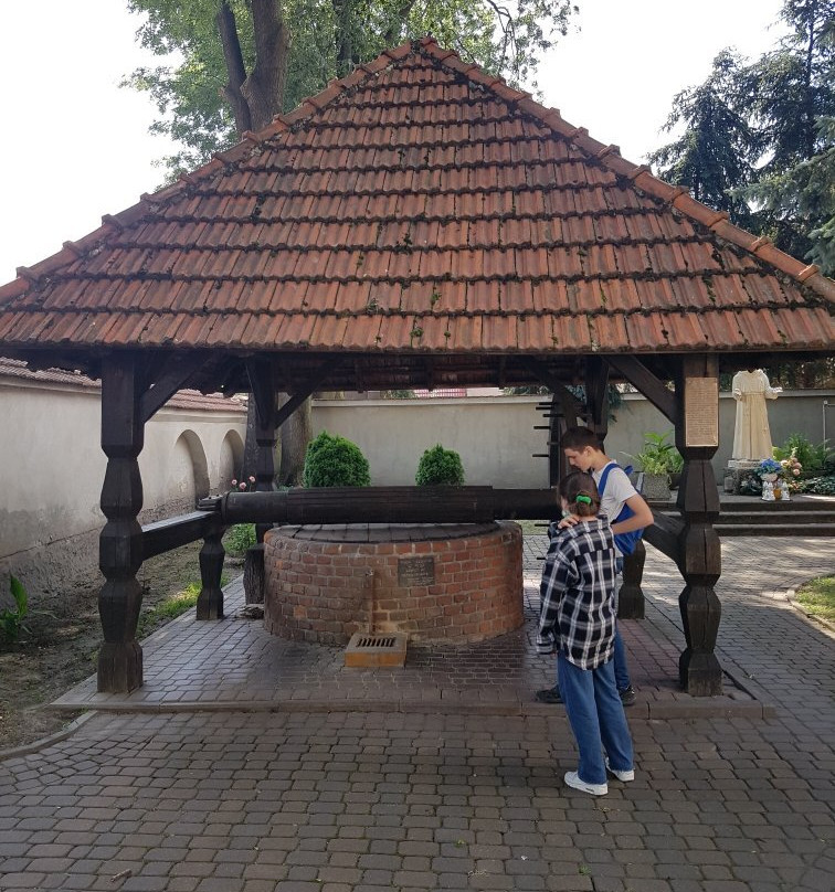 Church And Monastery Complex of Franciscans-Reformers景点图片