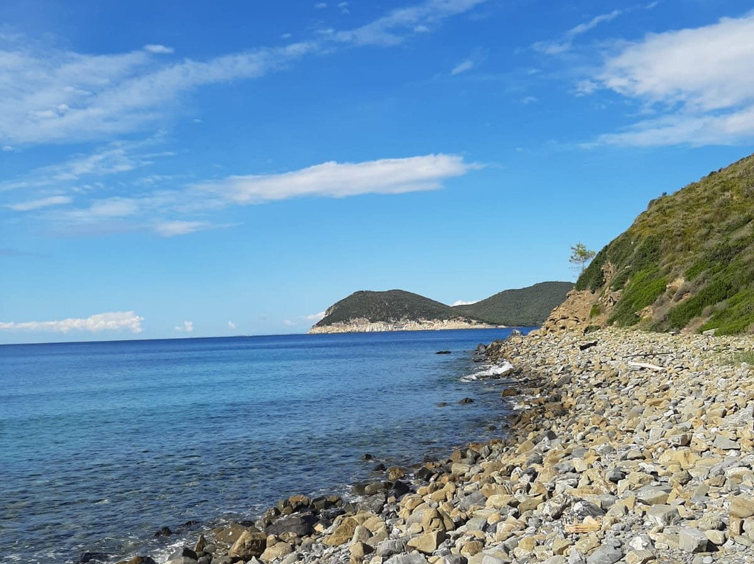 Spiaggia di Fonza景点图片