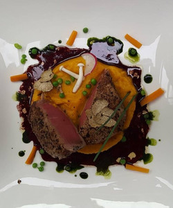 Kariatis Restaurant & Sushi Bar餐厅图片