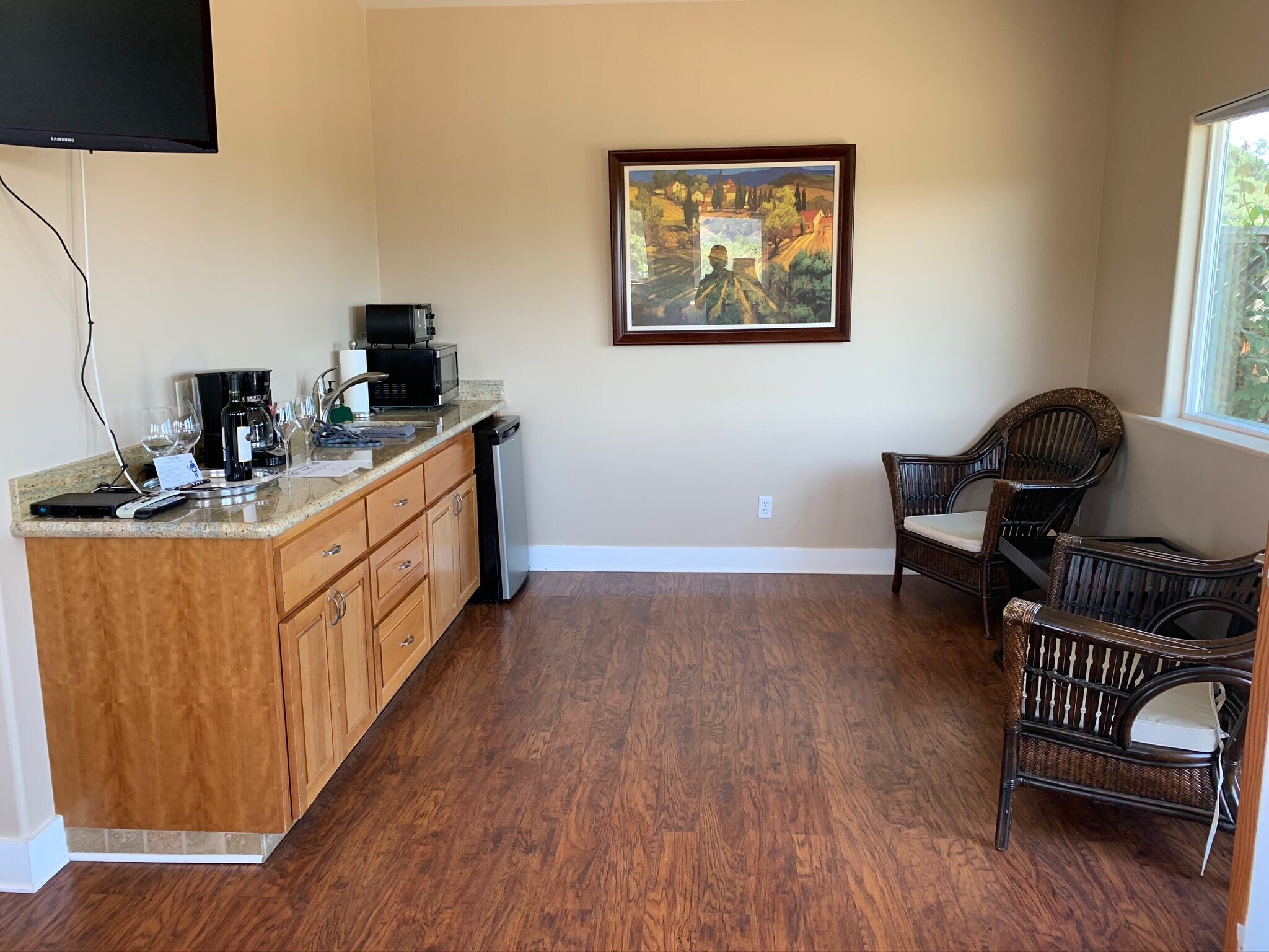 Delorimier Winery Vineyard Farmstay-官方