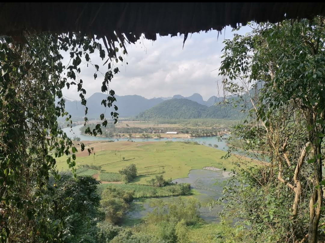 Tien Son Cave景点图片