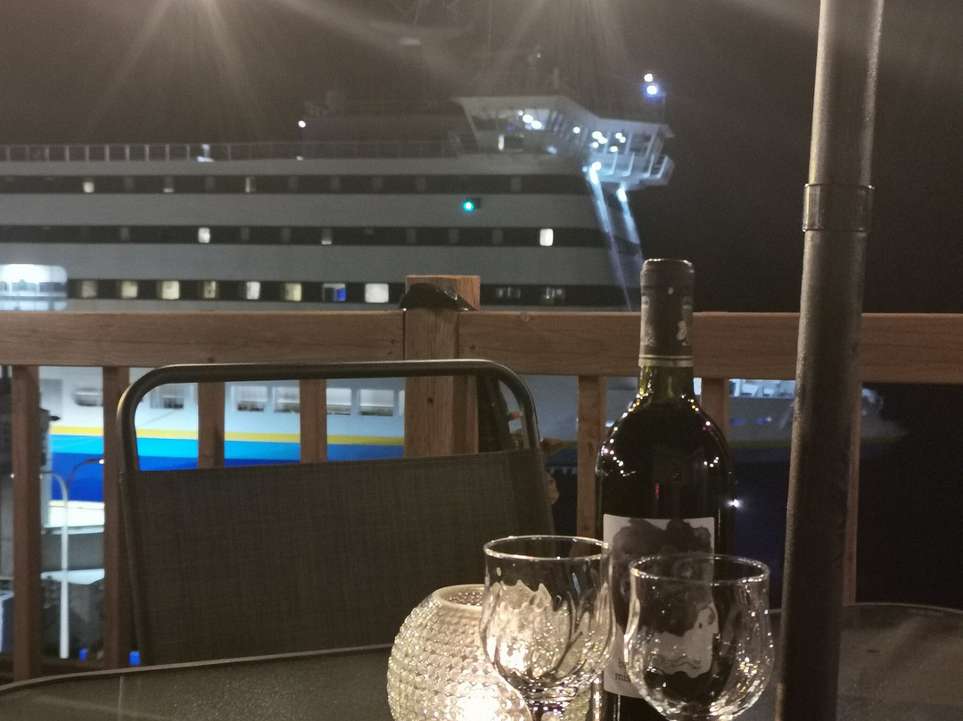 Starboard Side Guest House主图