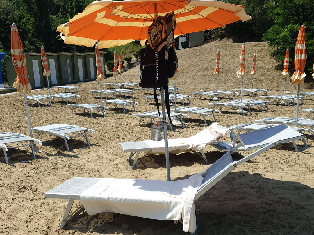 Hotel Capo Est主图