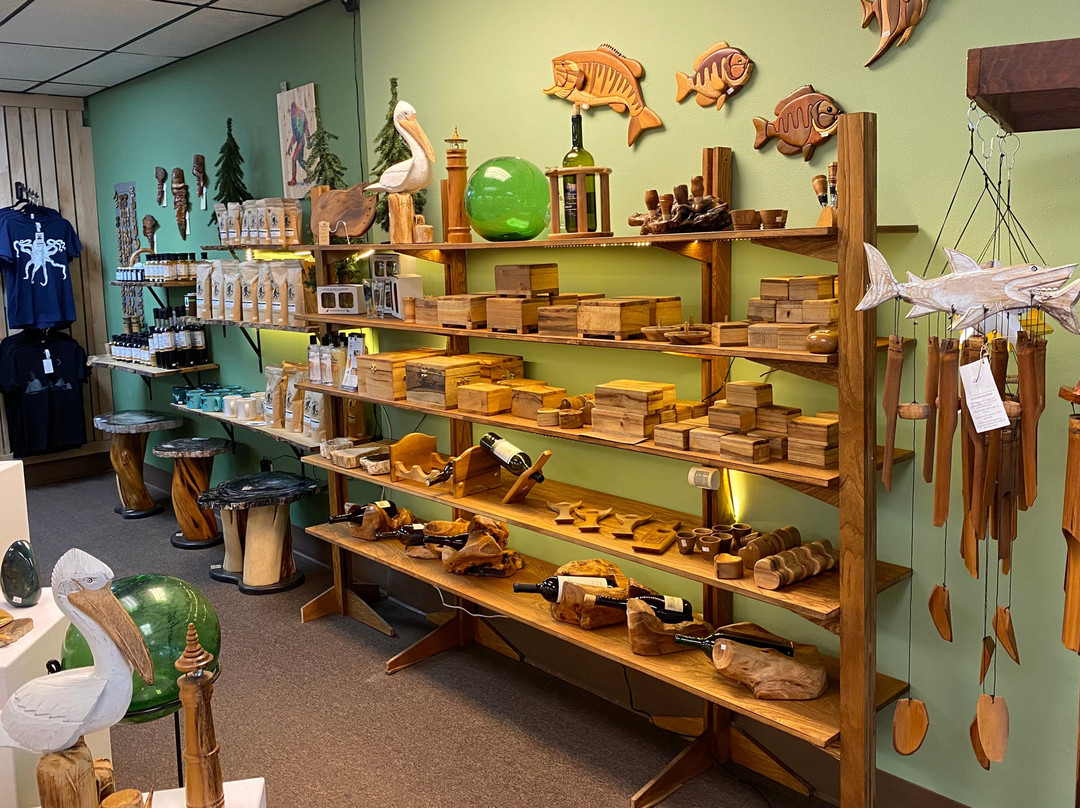 Myrtlewood Factory Outlet Garibaldi景点图片