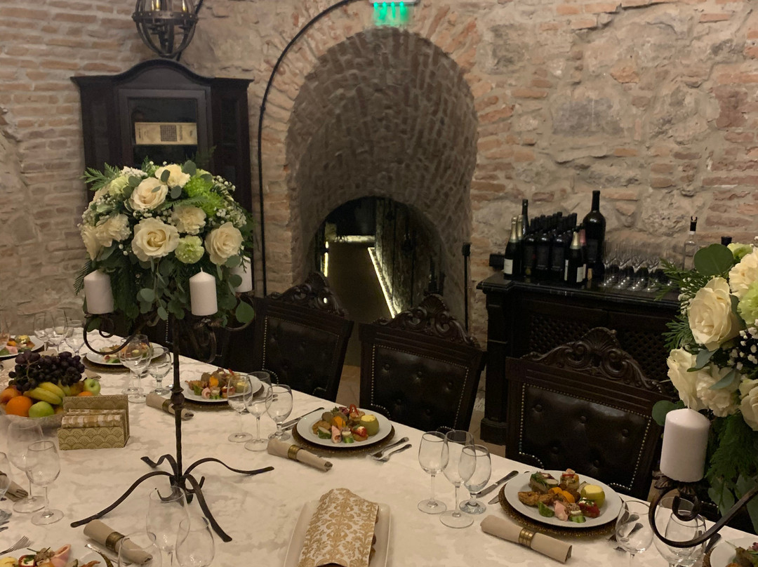Vinoteca HUGO景点图片