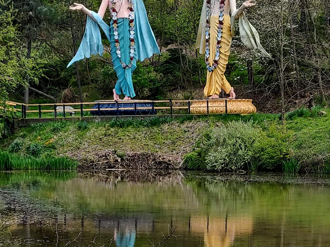 Palace of Gold-Moundsville必去景点