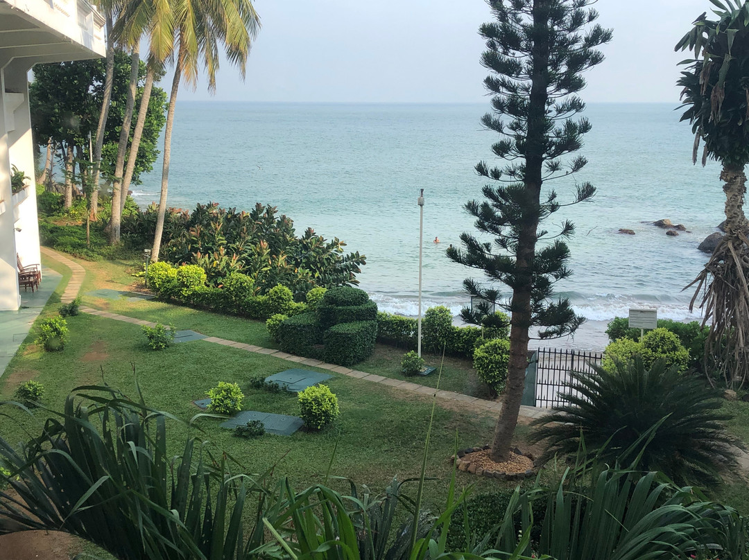 芒特拉维尼亚酒店主图