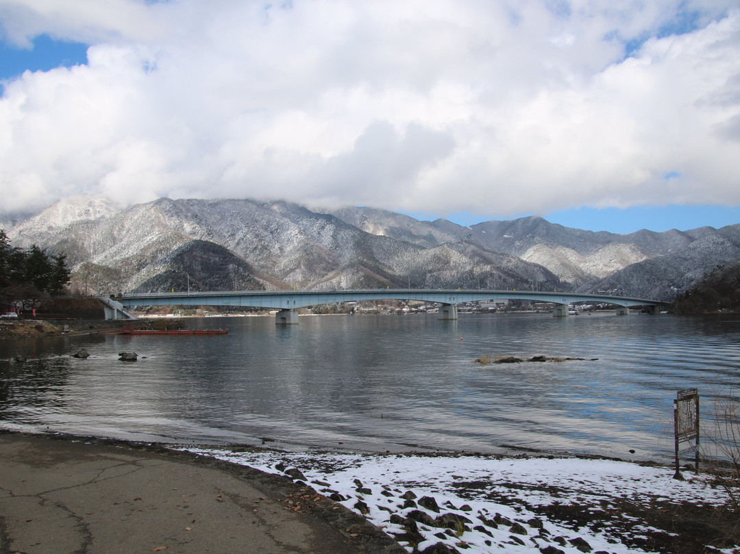 Lake Kawaguchi Ohashi Bridge景点图片