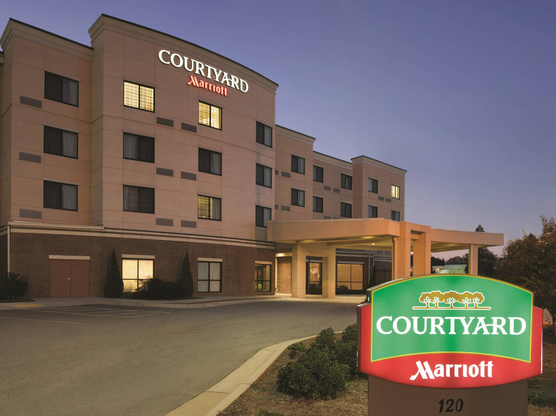 Courtyard by Marriott Salisbury主图