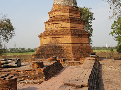 Wat Phra Ngam-大城必去景点
