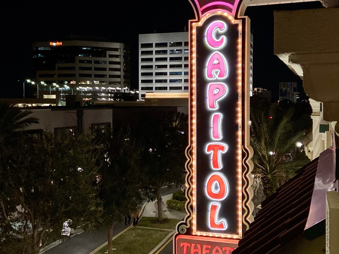 Nancy and David Bilheimer Capitol Theatre-克利尔沃特必去景点
