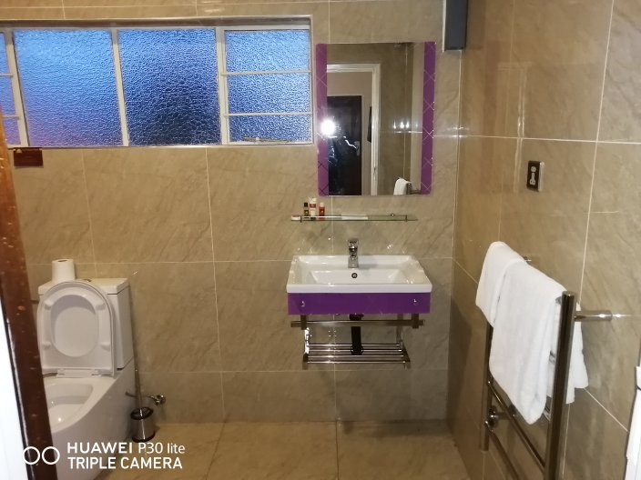 Golden Mile Hotel主图