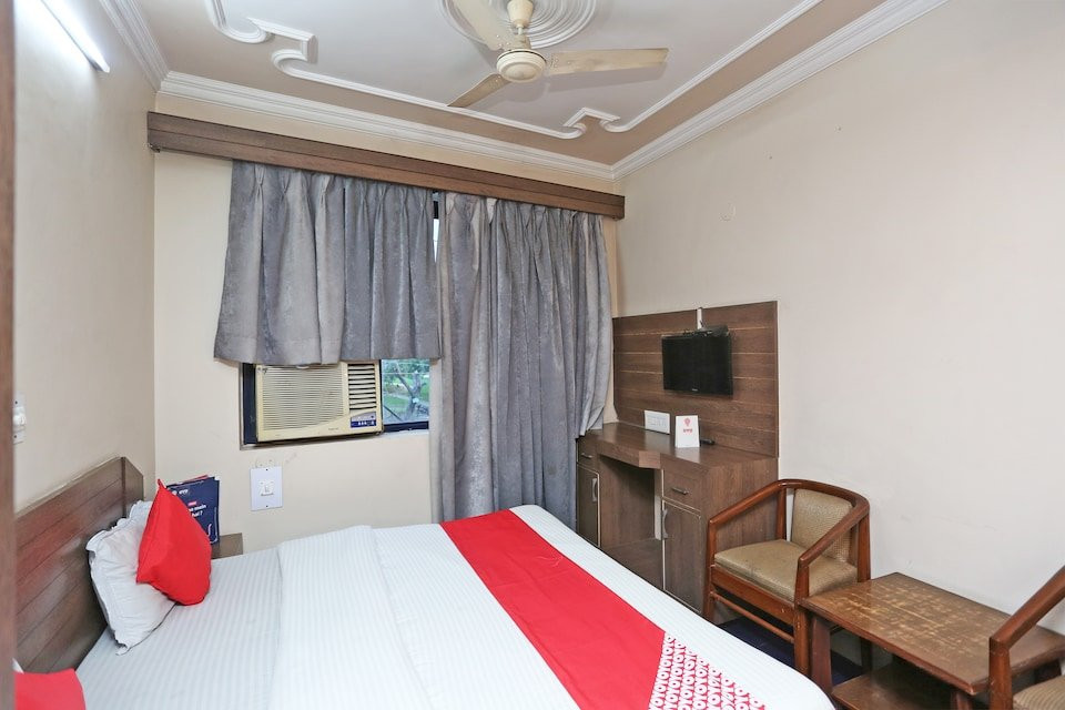 OYO 8871 Hotel Veer Sarthak主图