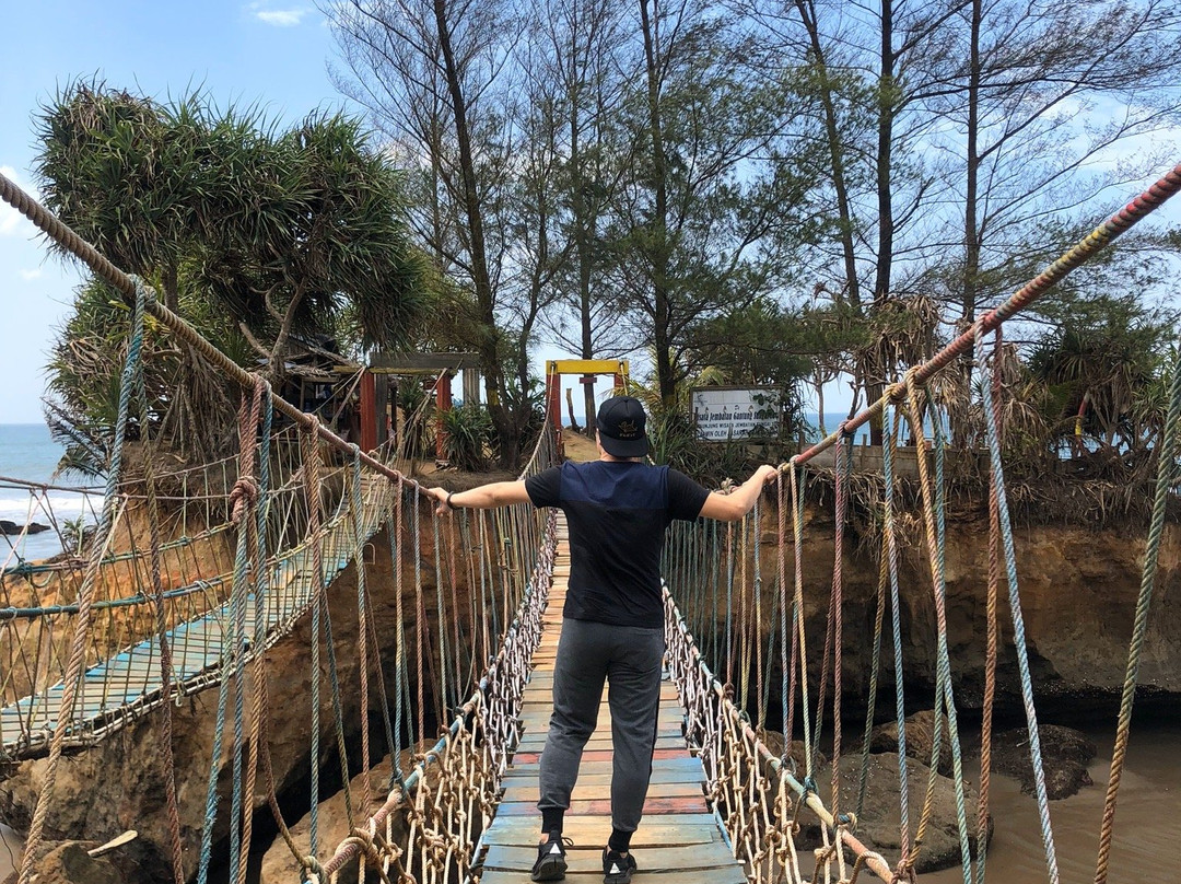Pantai Sungai Suci景点图片
