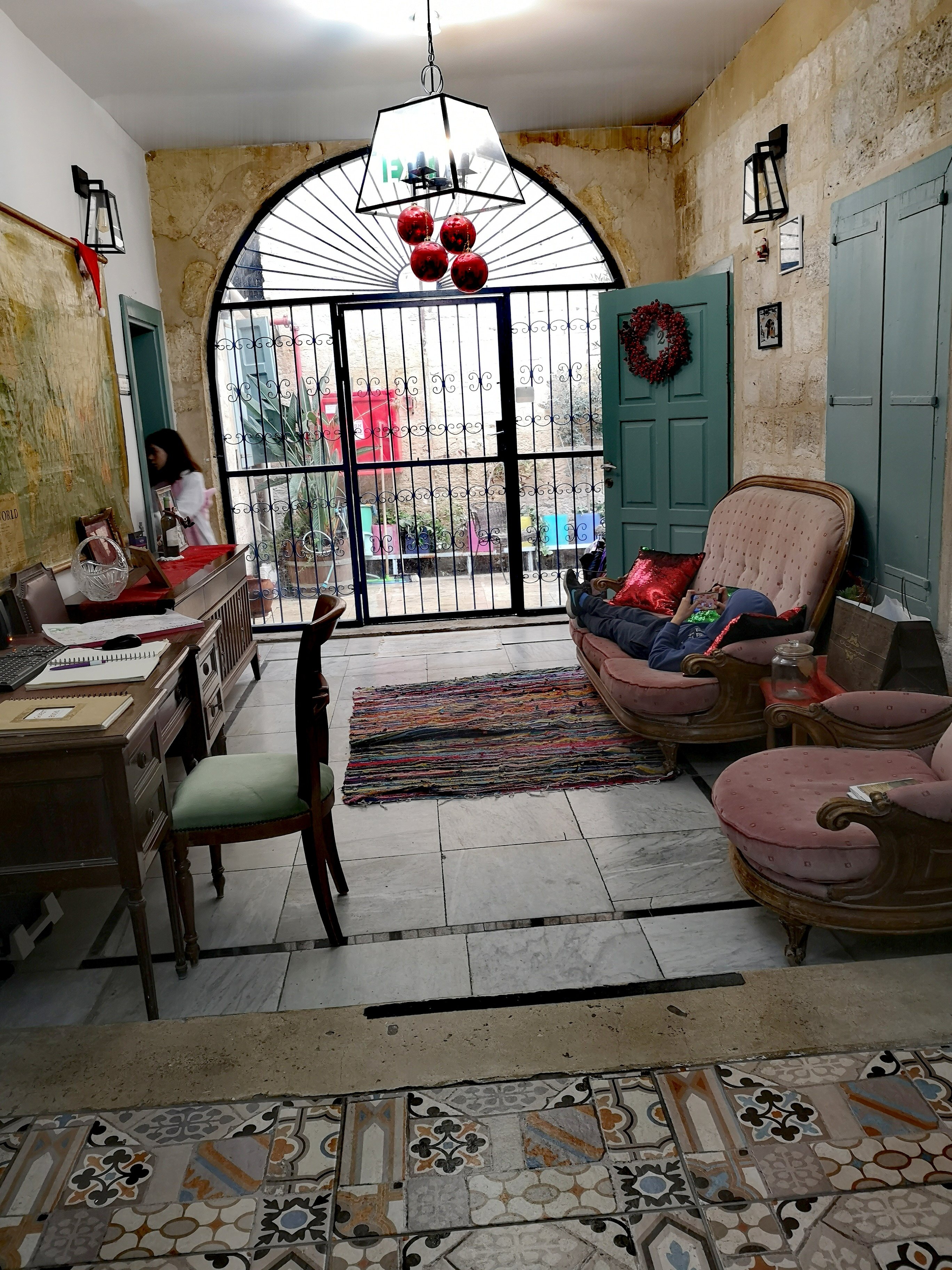 Alexandra House-官方