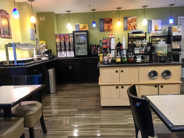 赫利泰治贝斯特韦斯特优质酒店主图