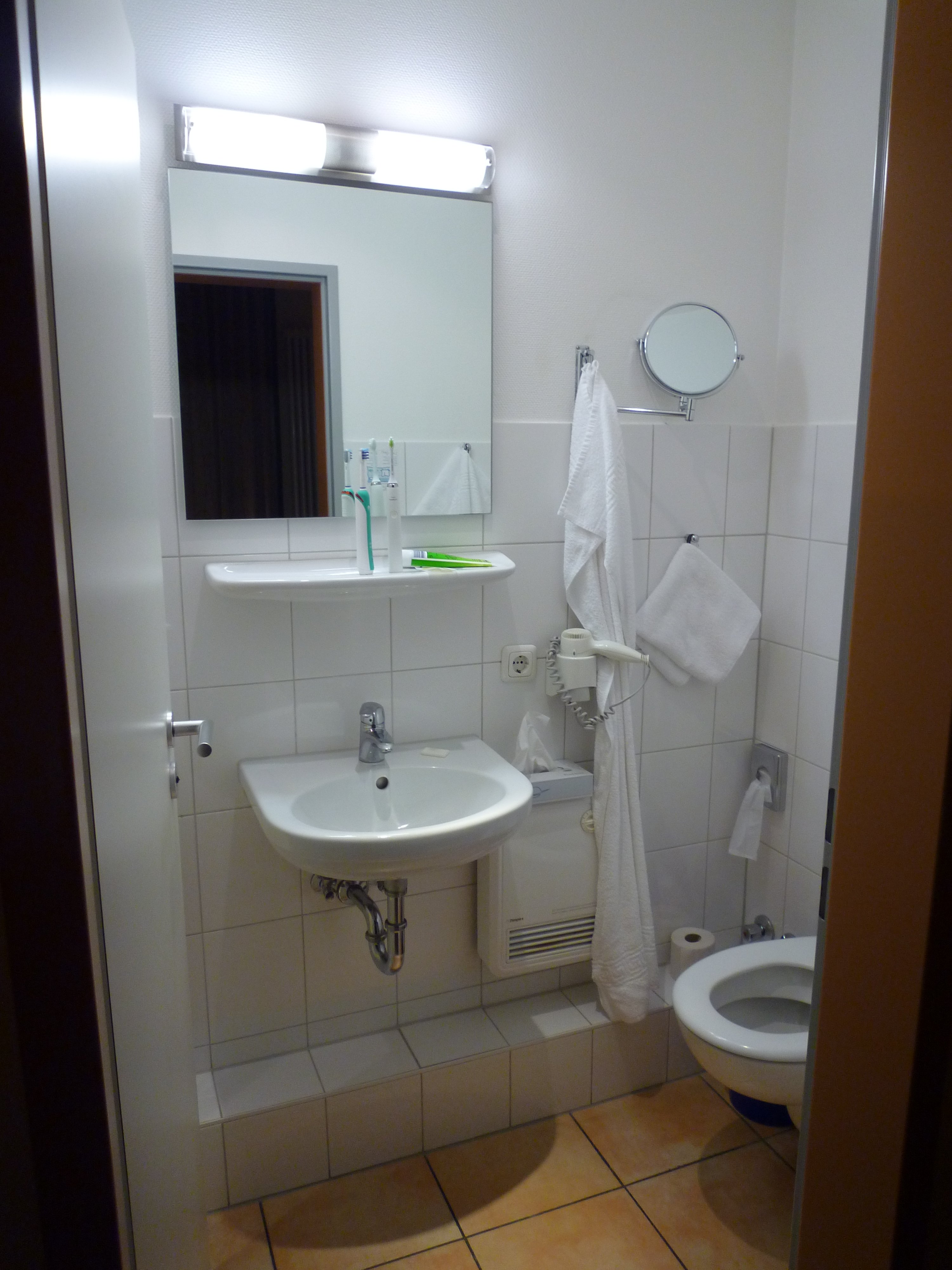 Hotel Kieler Foerde-portrait