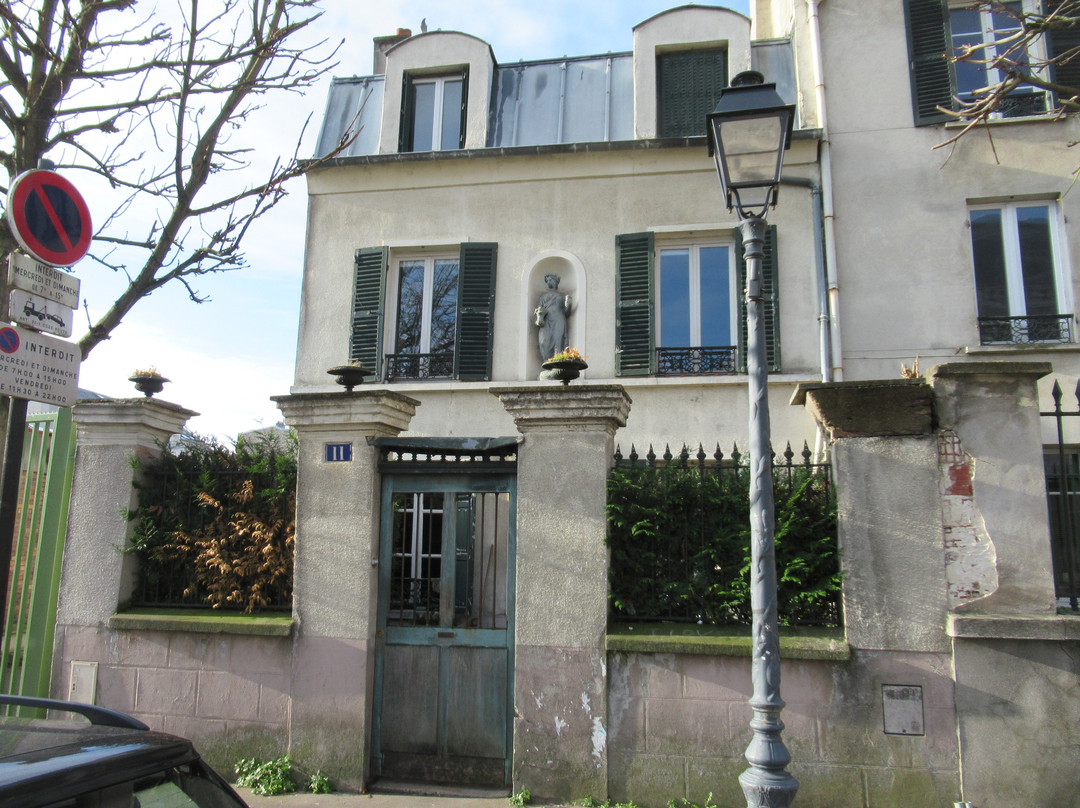 Statue de Femme dans son alcove