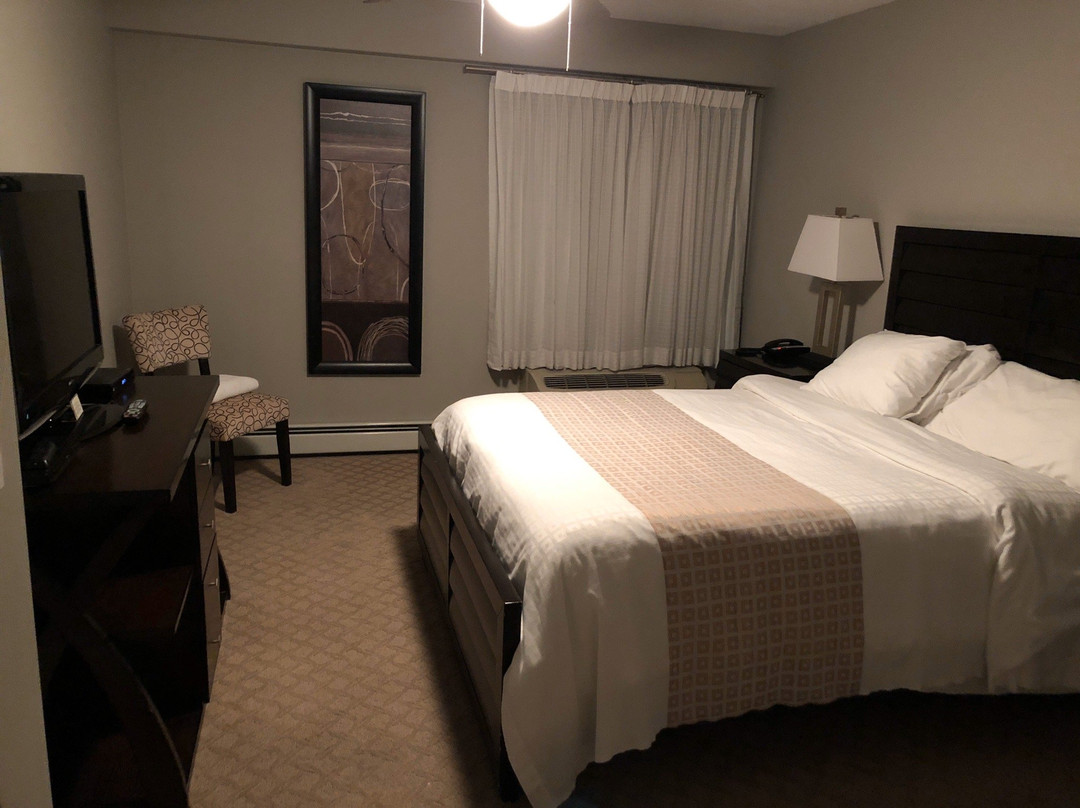 Canterra Suites Hotel主图