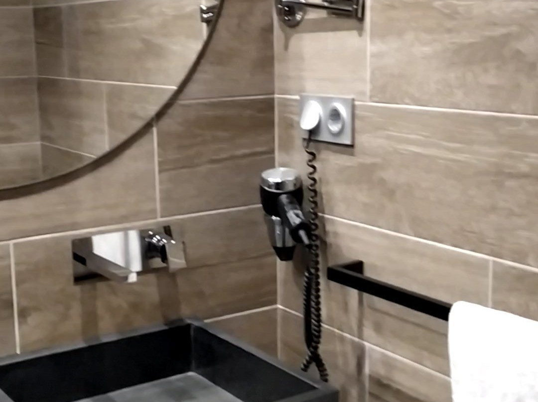 潘普洛纳广场酒店主图