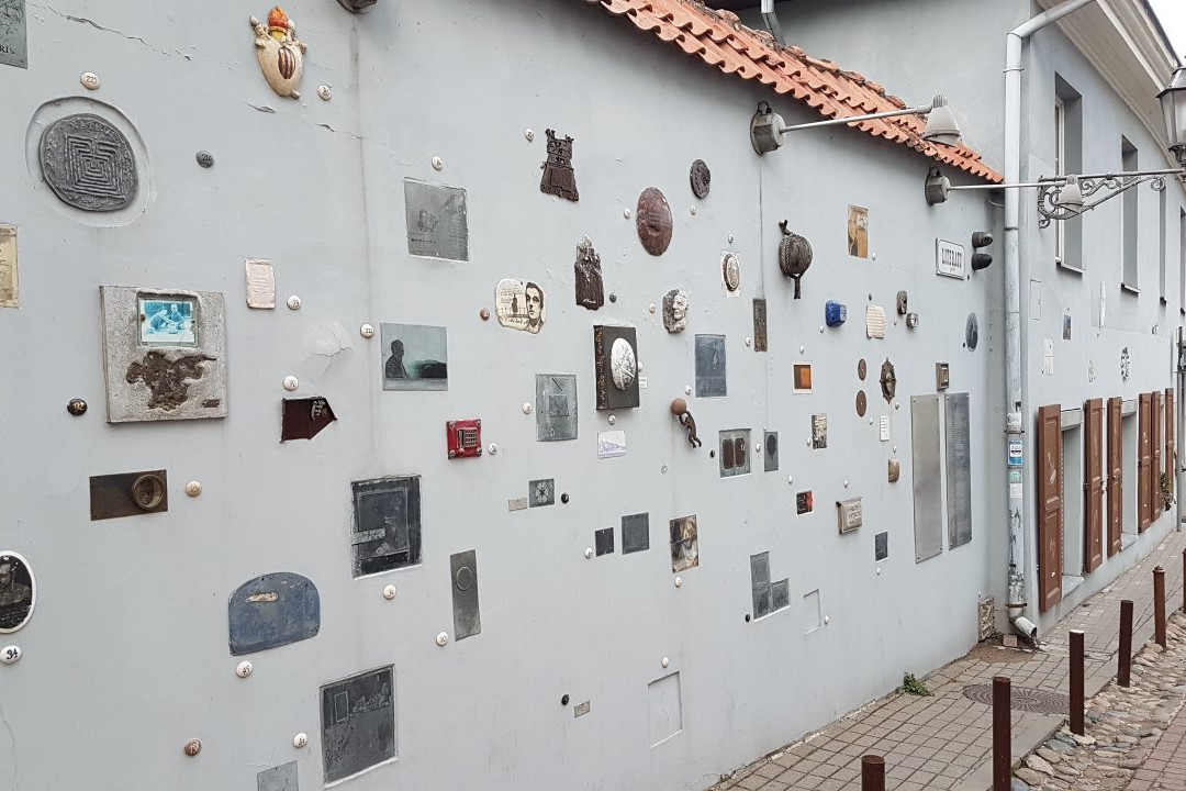 Artworks on Literatu str-维尔纽斯必去景点