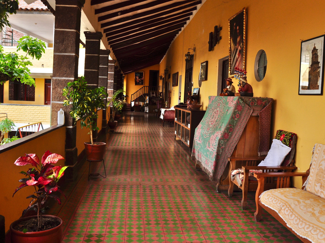 Hostal Tres Mascaras主图