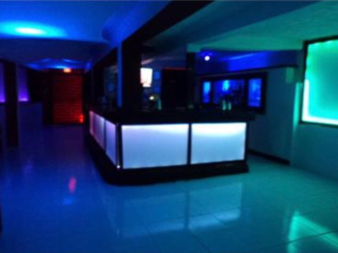 Hush Martini Lounge-Isabela必去景点