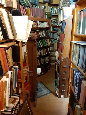 Fine Books-马洛卡帕尔马必去景点