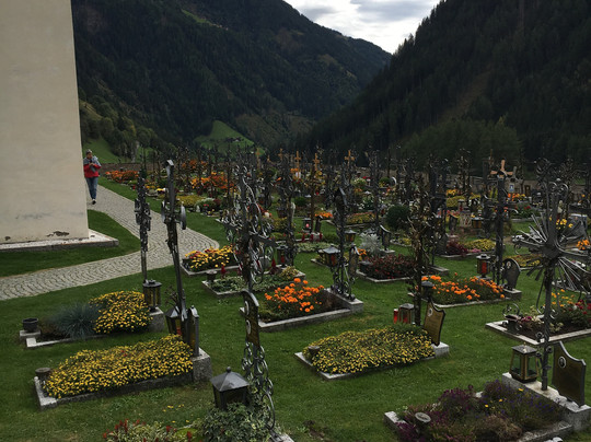 Chiesa S. Martin-Fundres必去景点