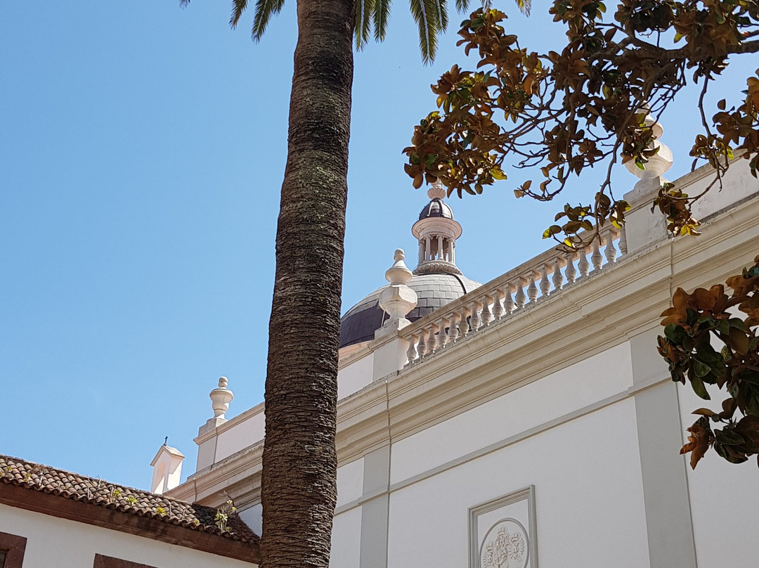 Santa Iglesia Cathedral-拉古纳的圣克里斯托波尔城必去景点