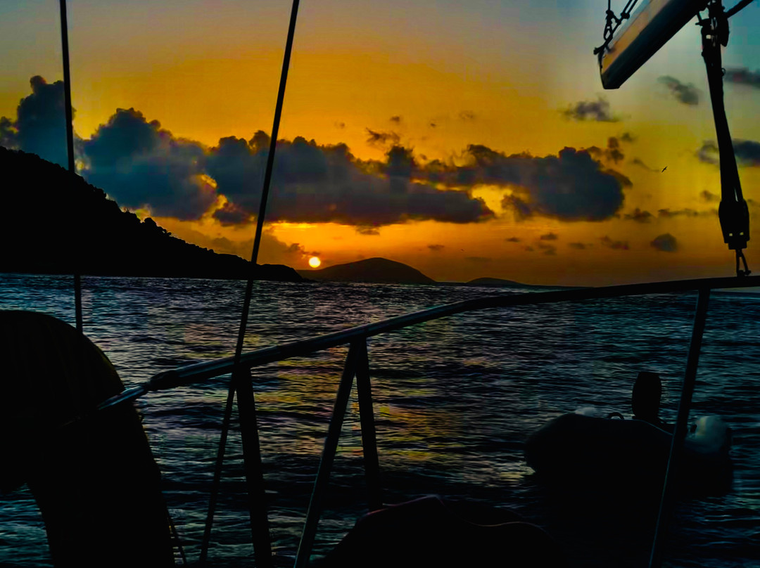 Sail Helios-克鲁兹湾必去景点