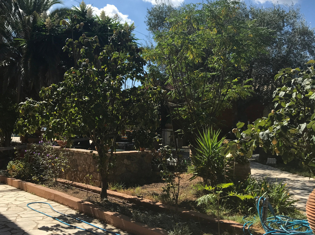 Nautical House Inn主图