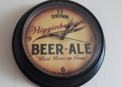 Rendezvous Bar-卡门港必去景点