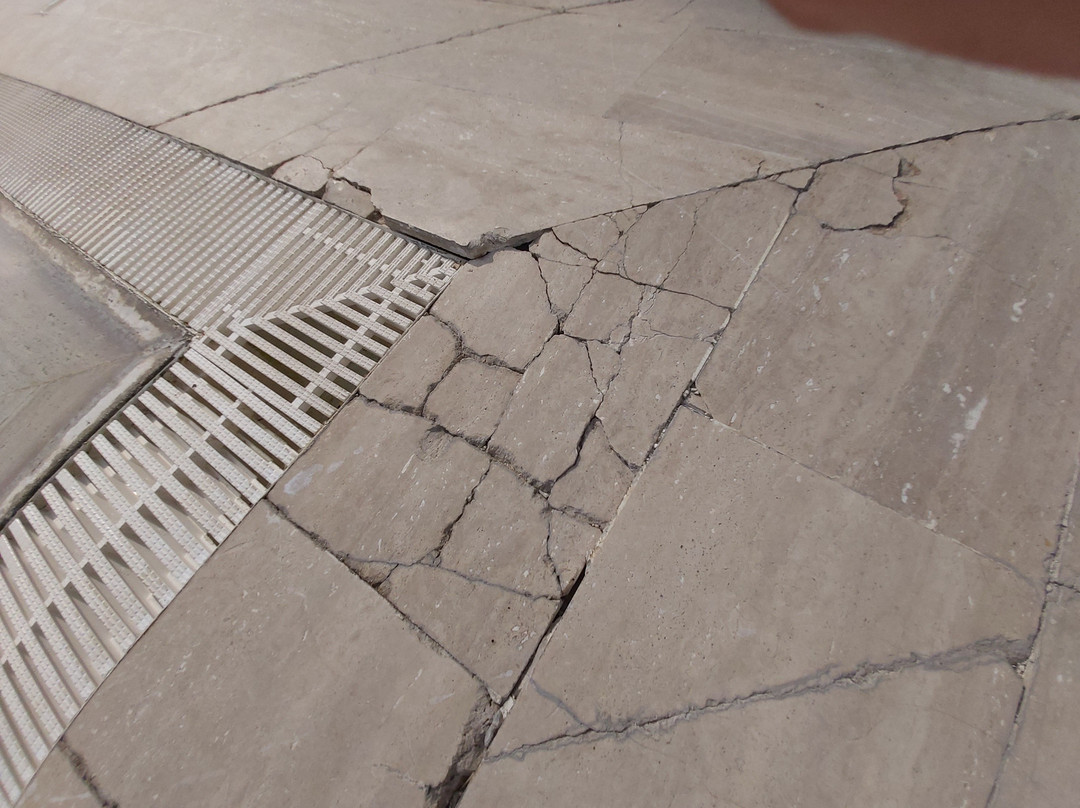 Ada Beach Hotel主图