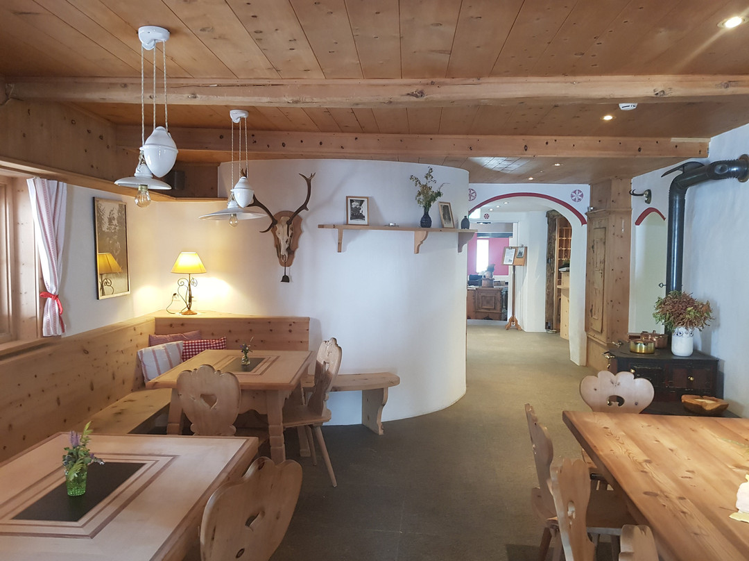 Landgasthof Crusch Alba ed Alvetern主图