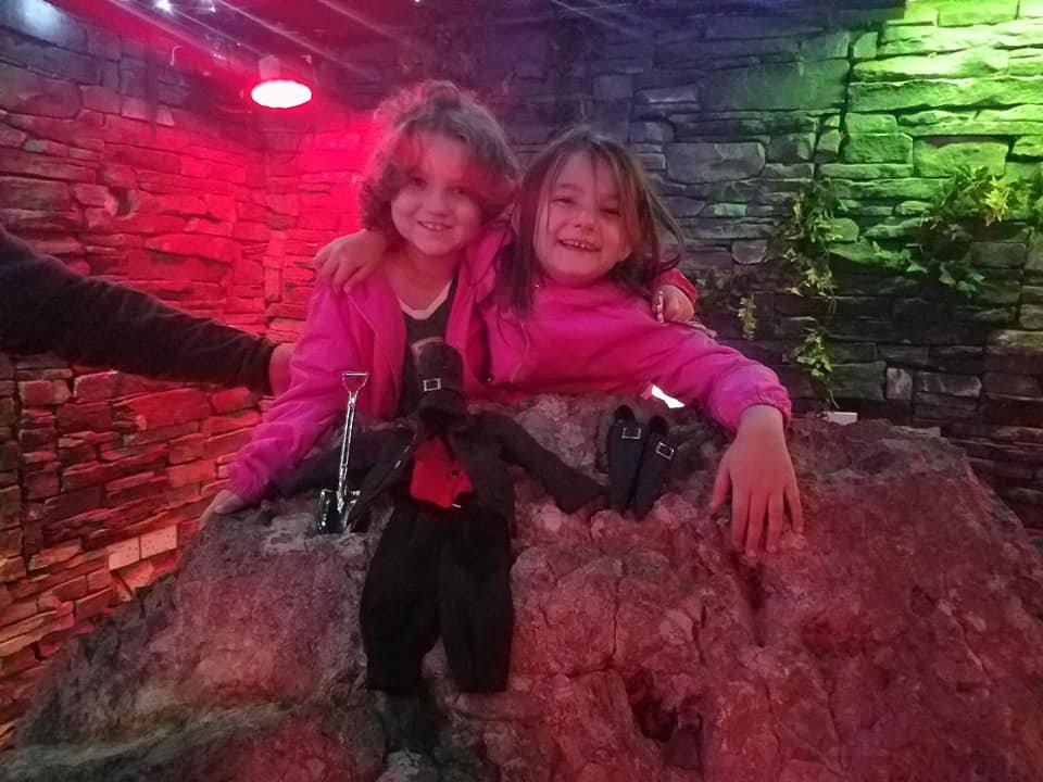 Leprechaun and Fairy Underground Cavern-Carlingford必去景点