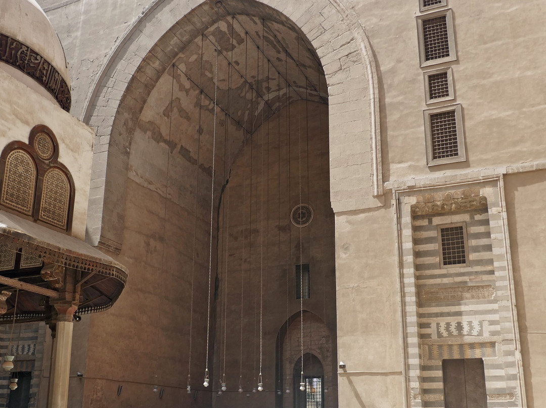 Mosque and Madrasa of Sultan Hassan景点图片