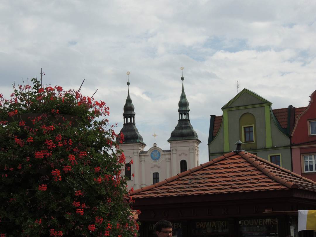 Market Square in Chojnice景点图片