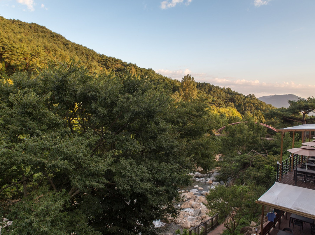 Jirisan Parkview主图