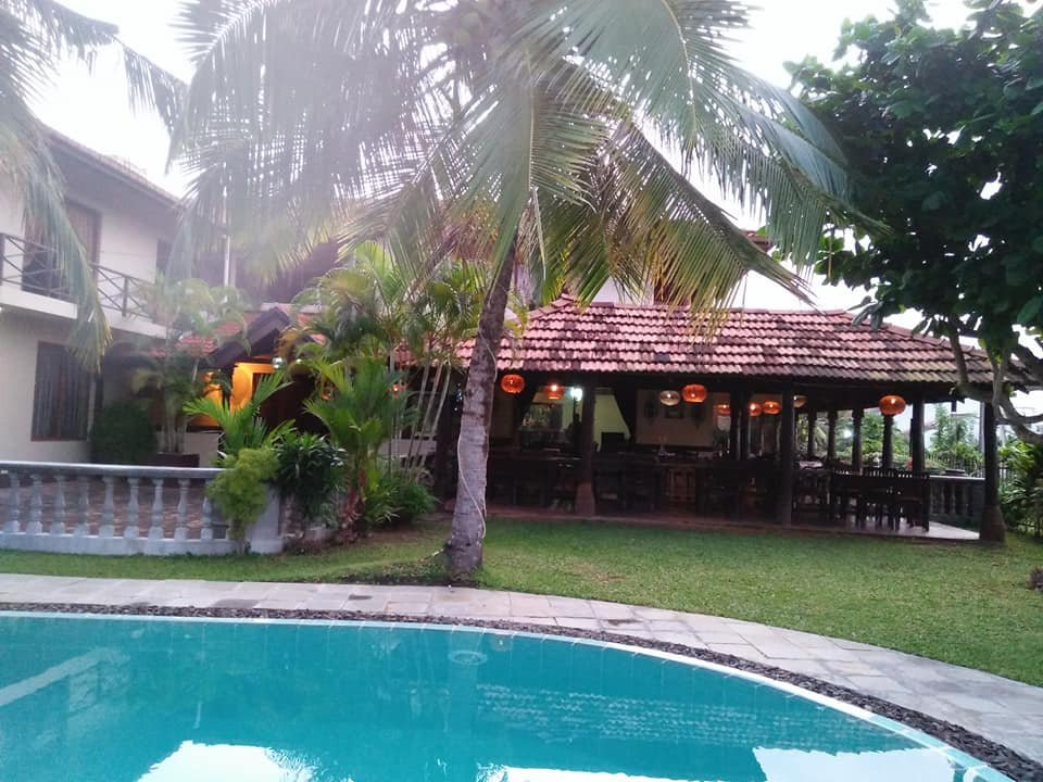 亚洲珠宝精品酒店主图