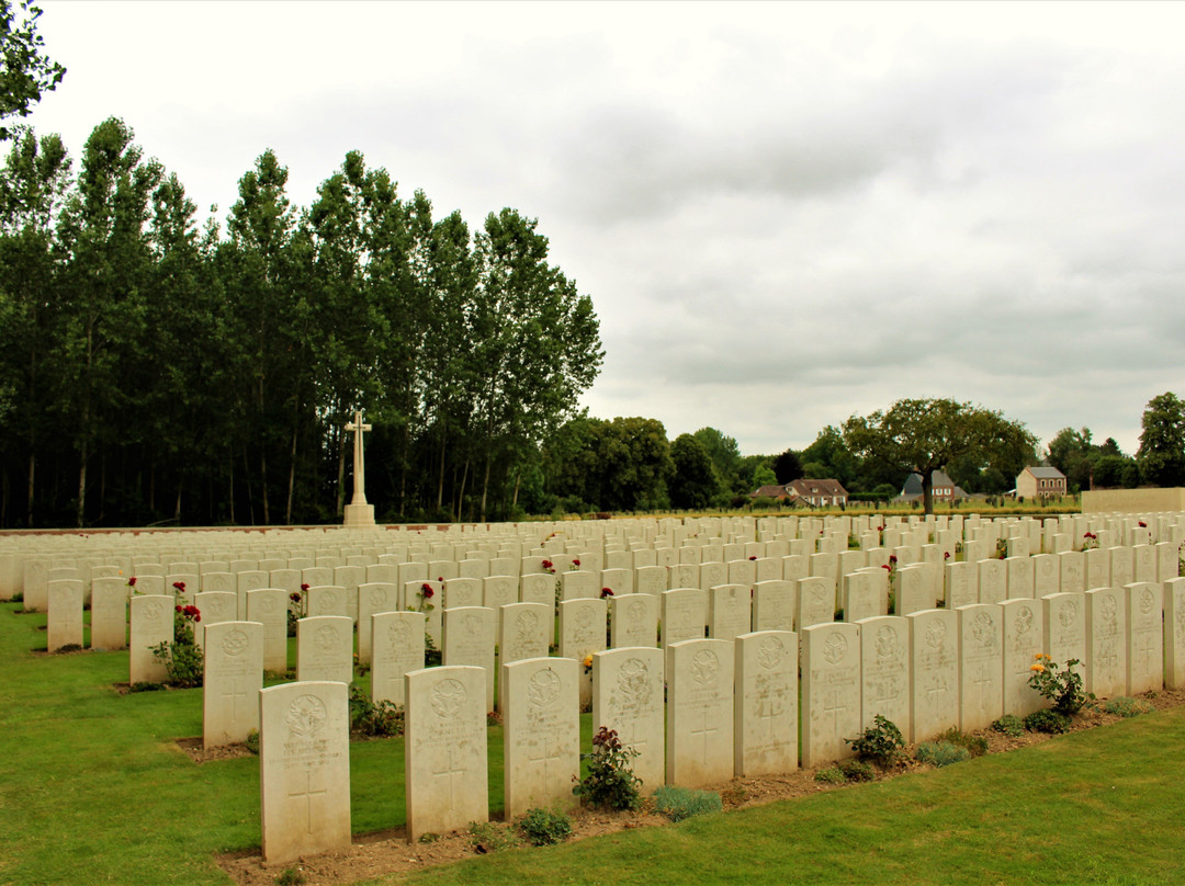 Mailly Wood Cemetery景点图片